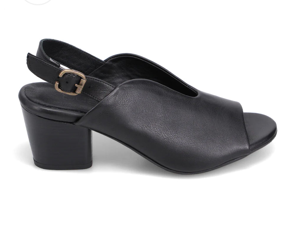 Claire Slingback Heel