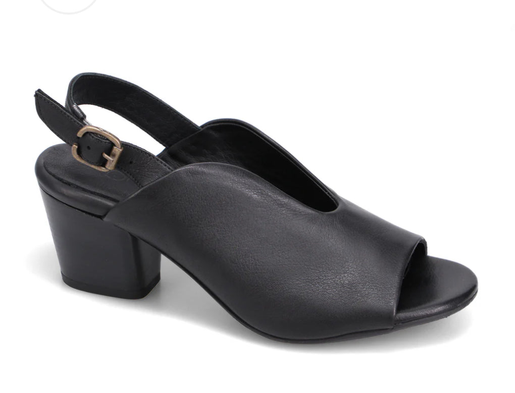 Claire Slingback Heel