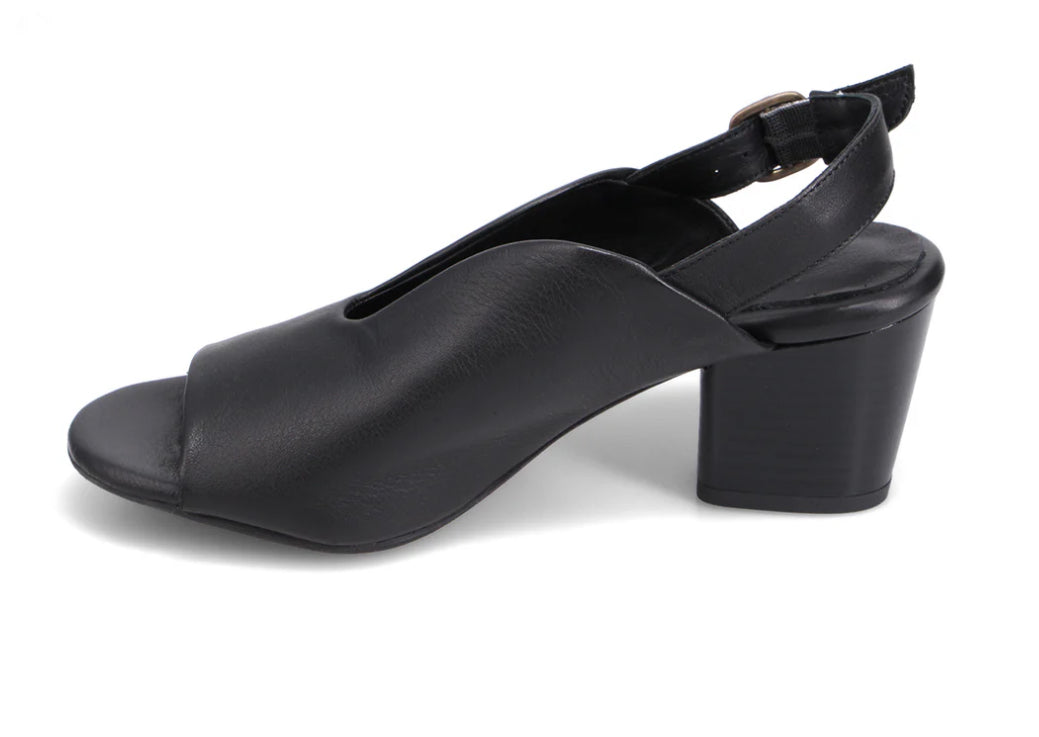 Claire Slingback Heel